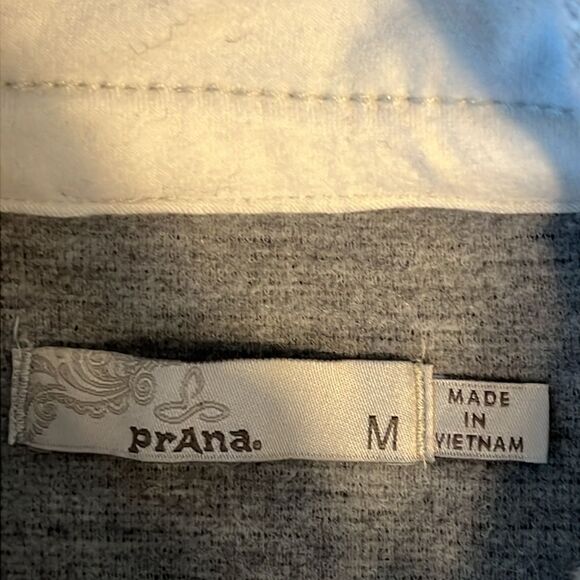Prana Light‎ Grey Wool Blend Pullover Sweatshirt Size M - Picture 12 of 14